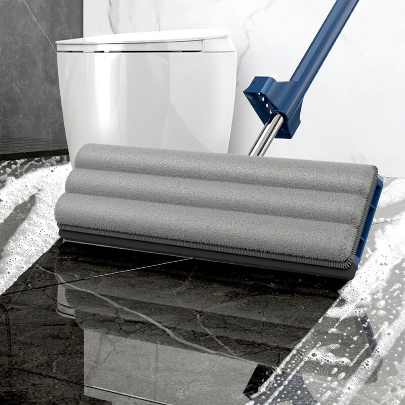 Hands-Free Flat Mop | Clean your floors without touching dirty water – reusable microfiber pads included
